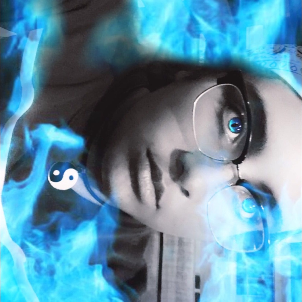 Meet your Posher, Mikayla